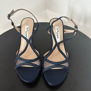 NWOT Nina Navy Satin and Crystal Heels